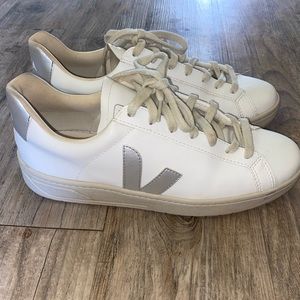 Veja tennis shoes